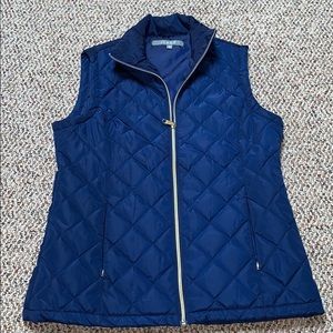 Serra Vest